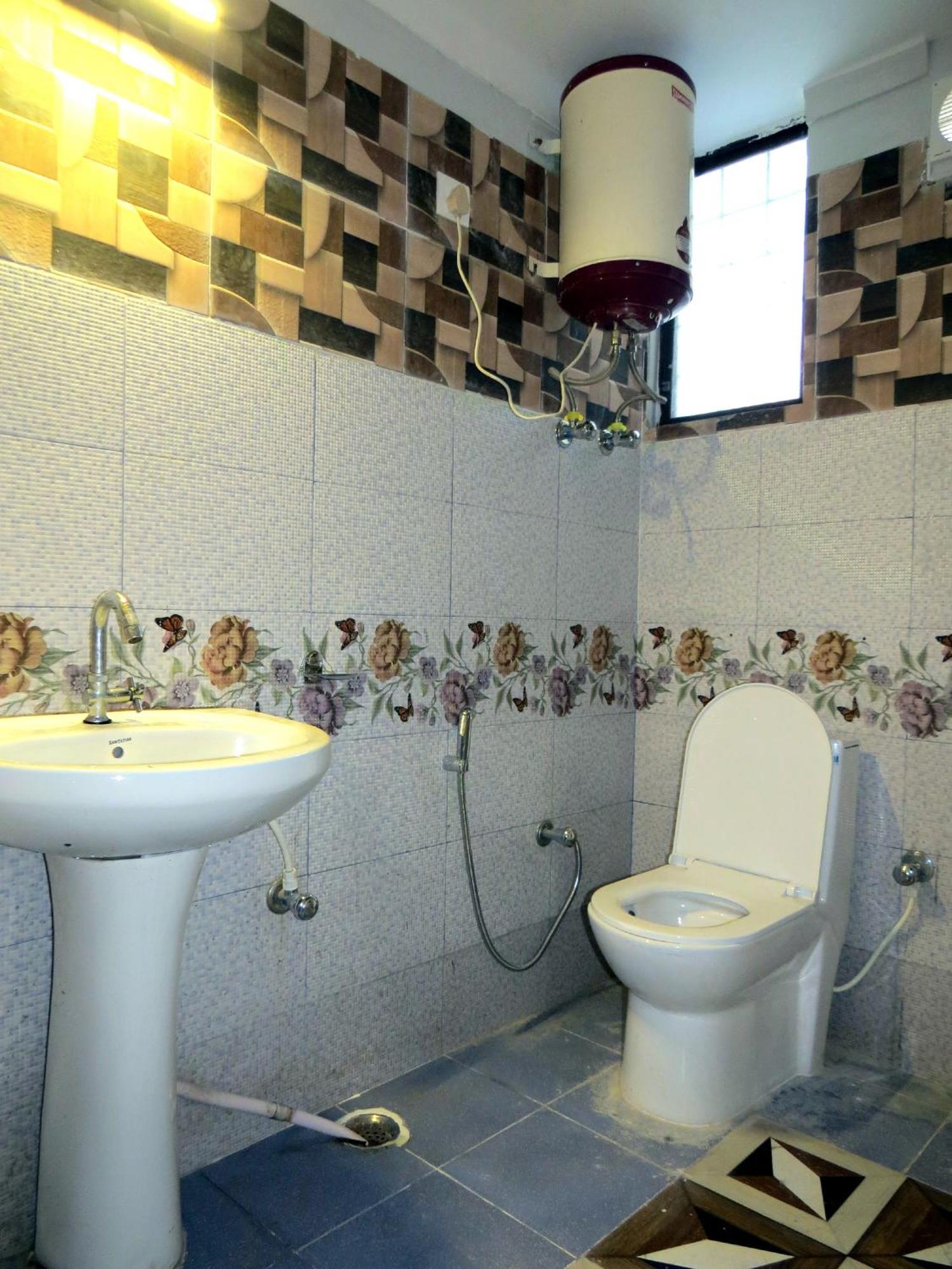Hotel Haya Palace Nainital Kültér fotó