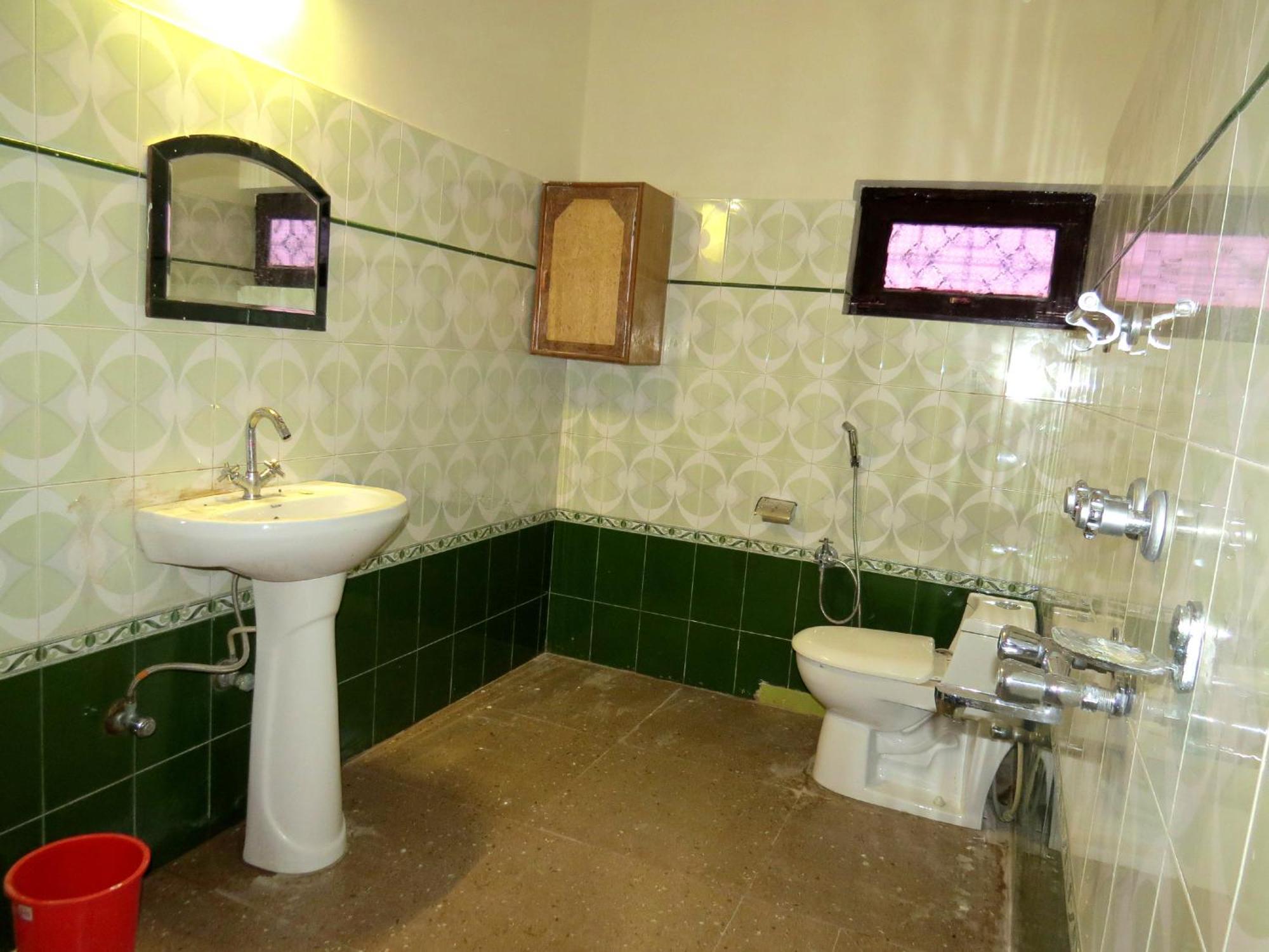 Hotel Haya Palace Nainital Kültér fotó