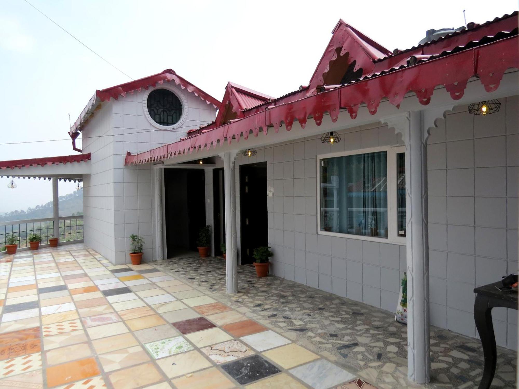Hotel Haya Palace Nainital Kültér fotó