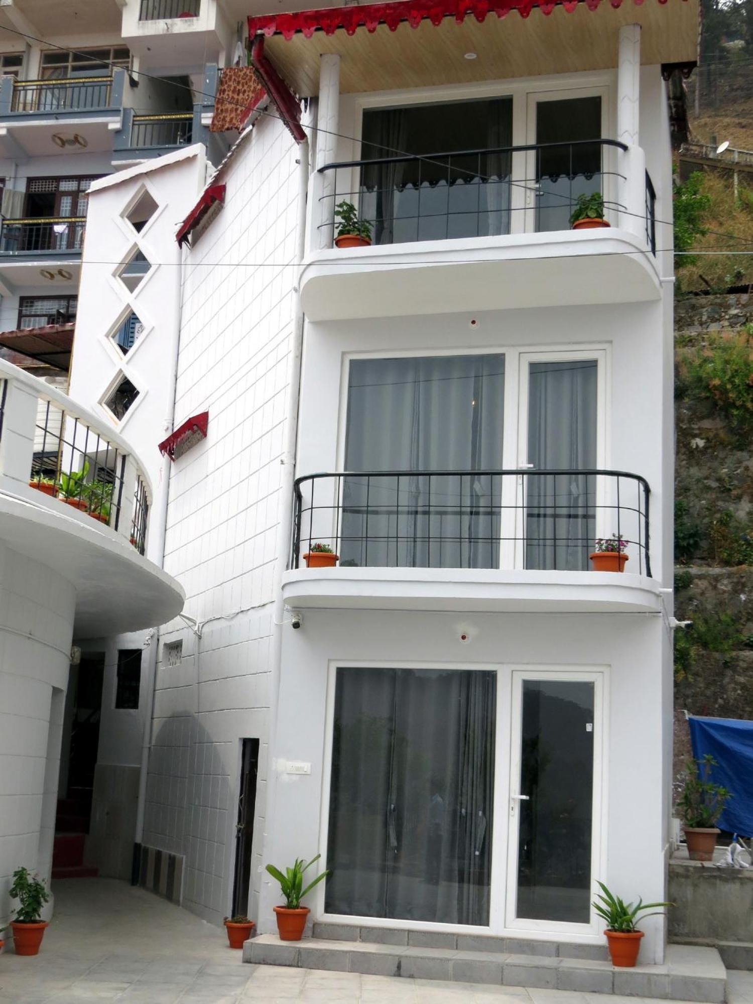 Hotel Haya Palace Nainital Kültér fotó