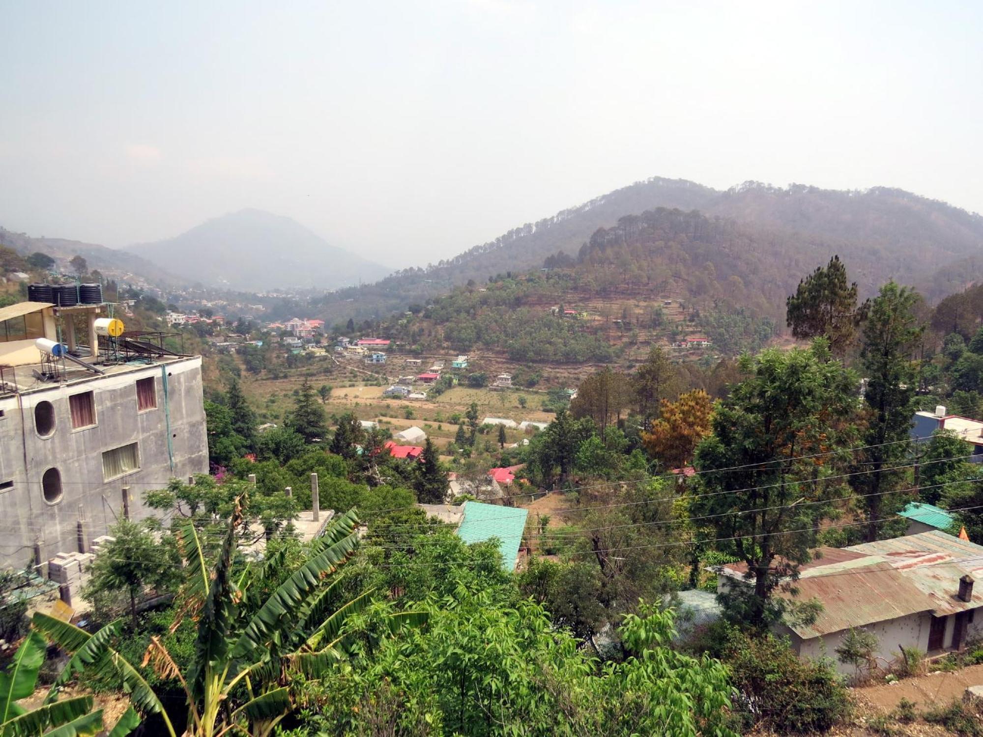 Hotel Haya Palace Nainital Kültér fotó